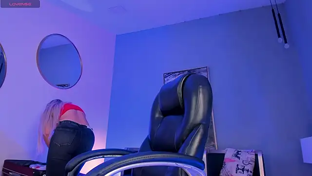 SophieBarnett online show from 21, 12, 2025