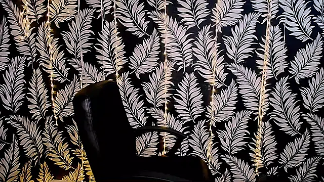 Olivia playful online show from 12, 9, 2025