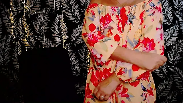 Olivia playful online show from 17, 10, 2025