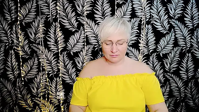 Olivia playful online show from 8, 5, 2026