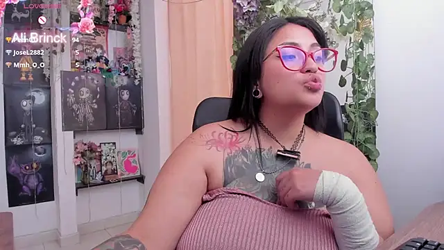  Ali Brinck  online show from 26, 2, 2025