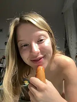 Snapshot of kimczii chatting on 8, 7, 2026 kimczii online show from 8, 7, 2026