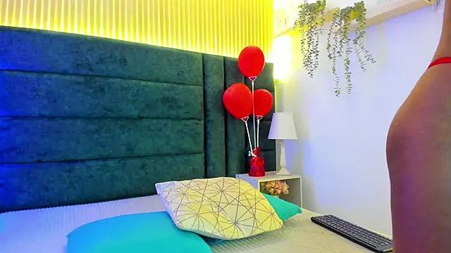 Snapshot of AntonellaaHot chatting on 21, 2, 2025 AntonellaaHot online show from 21, 2, 2025