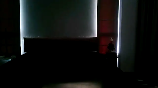 Snapshot of Devon2020 chatting on 16, 12, 2025 Devon2020 online show from 16, 12, 2025