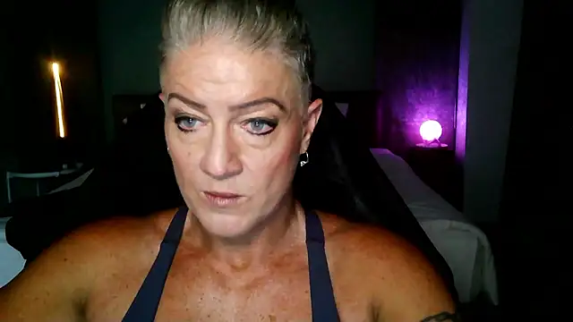 Snapshot of Devon2020 chatting on 7, 1, 2026 Devon2020 online show from 7, 1, 2026