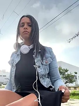 Snapshot of Gia__Paige chatting on 4, 12, 2024 Gia  Paige online show from 4, 12, 2024