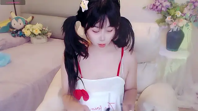 Snapshot of yoyoyo_99 chatting on 29, 7, 2026 yoyoyo 99 online show from 29, 7, 2026