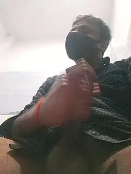 Snapshot of Itsdesi_boy chatting on 10, 2, 2026 Itsdesi boy online show from 10, 2, 2026