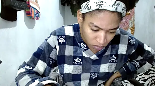 angelamarie1 online show from 14, 3, 2025