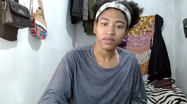 angelamarie1 online show from 17, 3, 2025