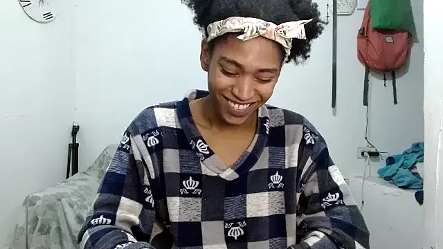 angelamarie1 online show from 9, 9, 2025