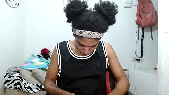 angelamarie1 online show from 13, 2, 2026