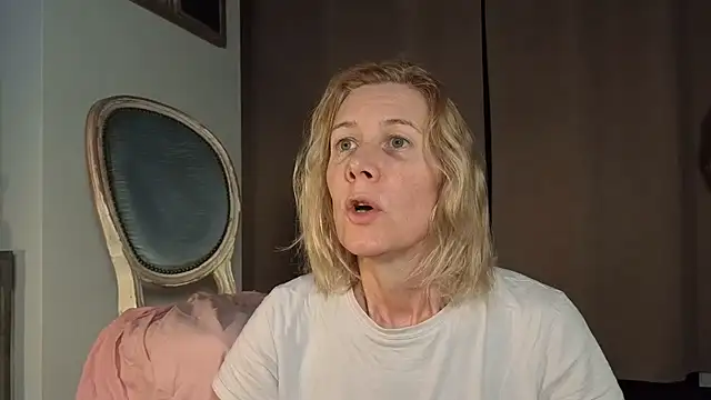 Lola Belgium online show from 30, 7, 2026