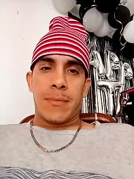 LarryCapija online show from 10, 10, 2025