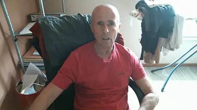 Snapshot of olibrius71 chatting on 21, 2, 2026 olibrius71 online show from 21, 2, 2026