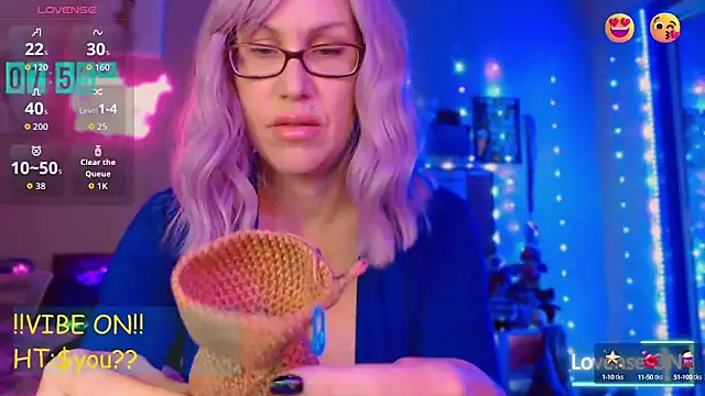 EmmaIsHere online show from 9, 9, 2025