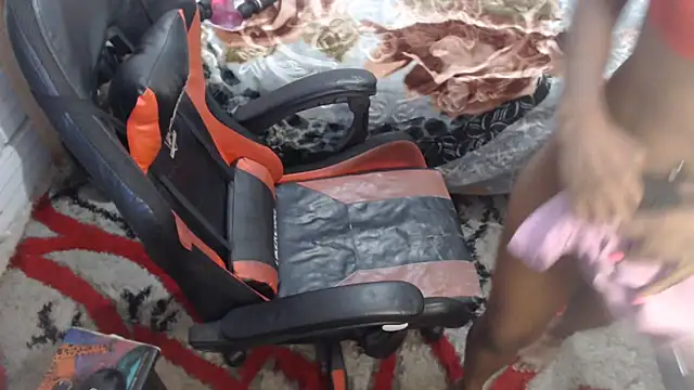 sexyjustin202 online show from 26, 9, 2025