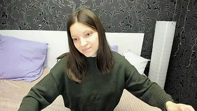 MelaniGrand online show from 5, 3, 2026