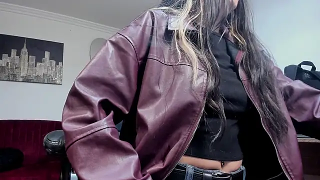 Meghan320 online show from 24, 7, 2026