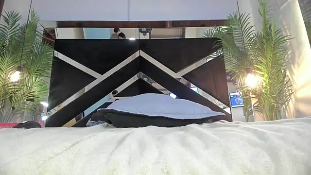 Snapshot of candy_sweet_ chatting on 7, 2, 2025 candy sweet  online show from 7, 2, 2025