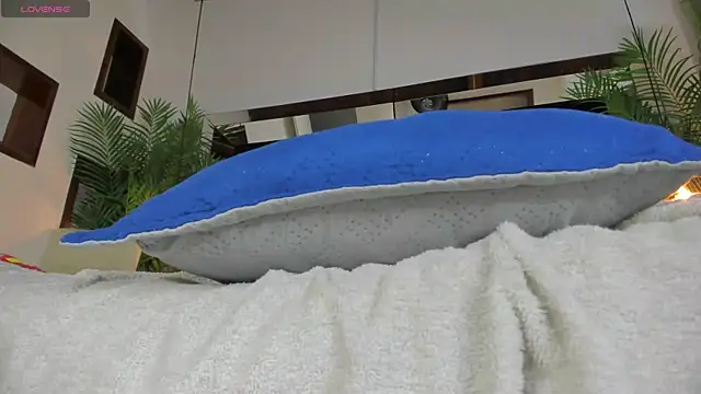 Snapshot of candy_sweet_ chatting on 26, 2, 2025 candy sweet  online show from 26, 2, 2025