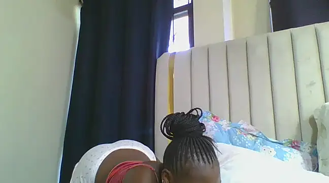 Snapshot of CuteJ chatting on 13, 2, 2025 CuteJ online show from 13, 2, 2025