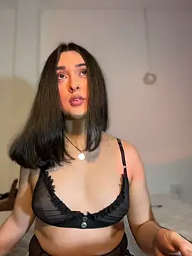 MiahWindsor online show from 12, 2, 2026