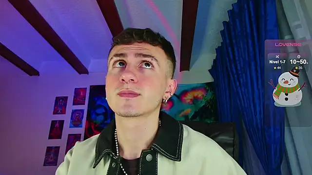 Snapshot of dimitri-bilak chatting on 17, 12, 2024 dimitri-bilak online show from 17, 12, 2024