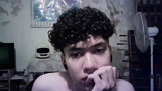 Snapshot of Emv2 chatting on 18, 1, 2026 Emv2 online show from 18, 1, 2026