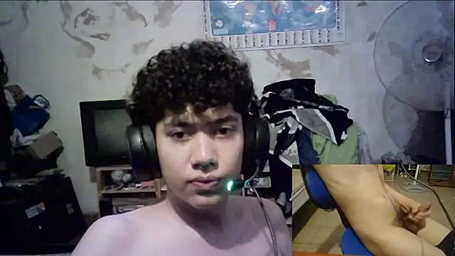 Snapshot of Emv2 chatting on 31, 1, 2026 Emv2 online show from 31, 1, 2026