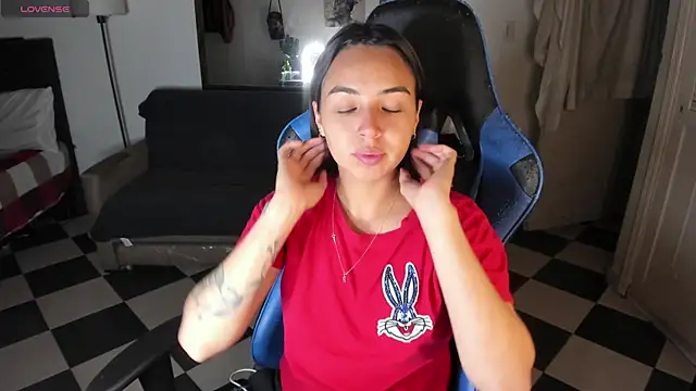 Miss Nicole online show from 14, 3, 2025