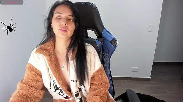 Miss Nicole online show from 24, 10, 2025