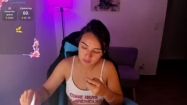 Miss Nicole online show from 7, 5, 2026
