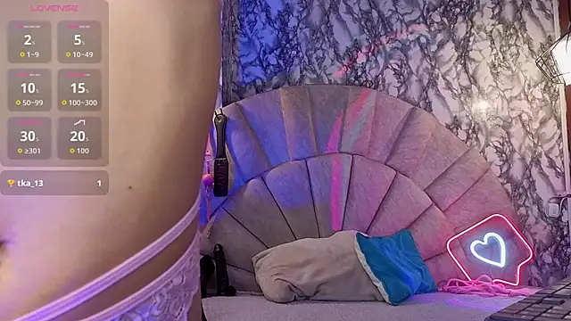 Snapshot of _emma_miller_ chatting on 3, 3, 2026 emma miller online show from 3, 3, 2026