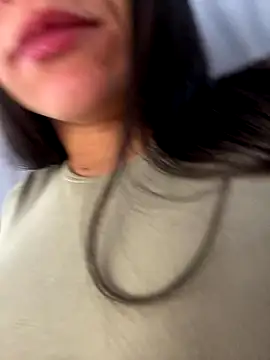 Snapshot of Reggie-Liam chatting on 30, 10, 2025 Reggie-Liam online show from 30, 10, 2025