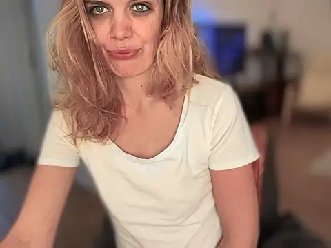 Suesse Schnitte online show from 20, 2, 2025