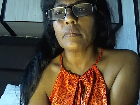 MsAttitude online show from 18, 2, 2026