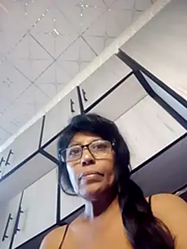 MsAttitude online show from 5, 8, 2026