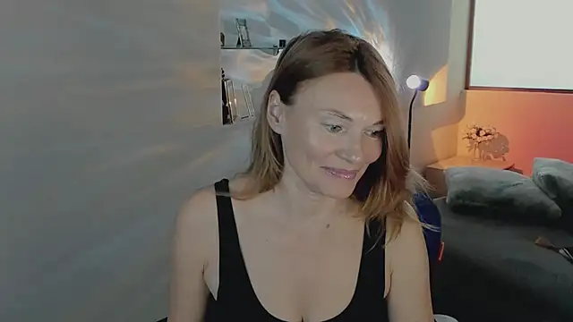 MistyBarnes online show from 8, 5, 2026