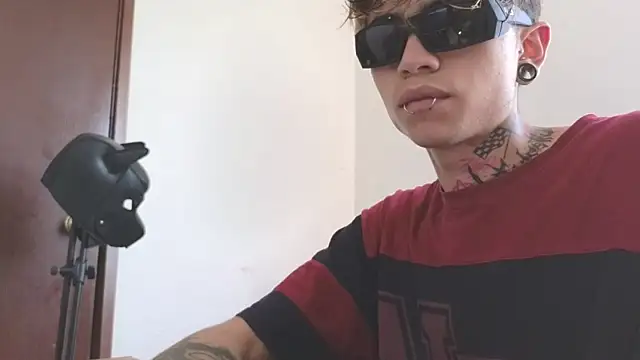 AcidMilo online show from 21, 2, 2025