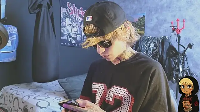 AcidMilo online show from 10, 11, 2025