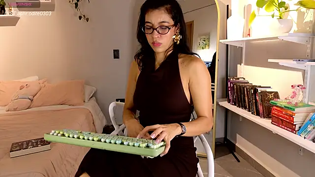 Nikol-JE online show from 14, 9, 2025