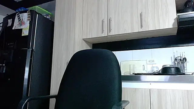 Snapshot of Karen_sex92 chatting on 1, 12, 2025 Karen sex92 online show from 1, 12, 2025