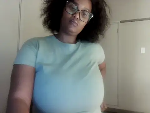 Snapshot of Charlie-Crawford chatting on 13, 10, 2025 Charlie-Crawford online show from 13, 10, 2025