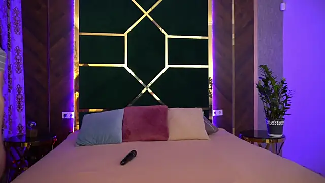 Snapshot of LittleeCutee chatting on 26, 1, 2025 LittleeCutee online show from 26, 1, 2025