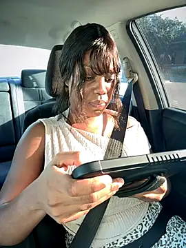 Snapshot of 1Topgyal chatting on 24, 9, 2025 1Topgyal online show from 24, 9, 2025