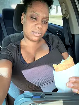 Snapshot of 1Topgyal chatting on 30, 9, 2025 1Topgyal online show from 30, 9, 2025