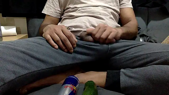 CoolBiDude online show from 2, 5, 2026