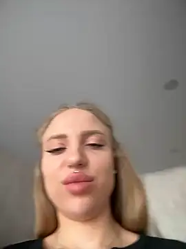 pinkstar  online show from 22, 2, 2025