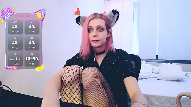 Littlepinkcat online show from 1, 3, 2026